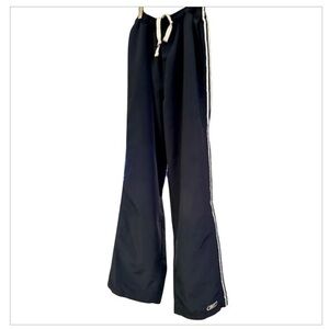 - Reebok men’s pants Size M